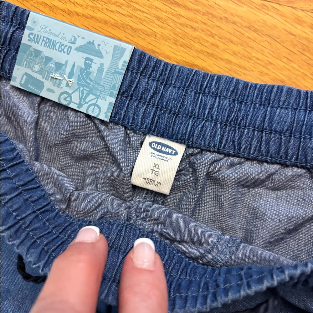 Old Navy Shorts like chambray women’s size XL - Picture 5 of 7